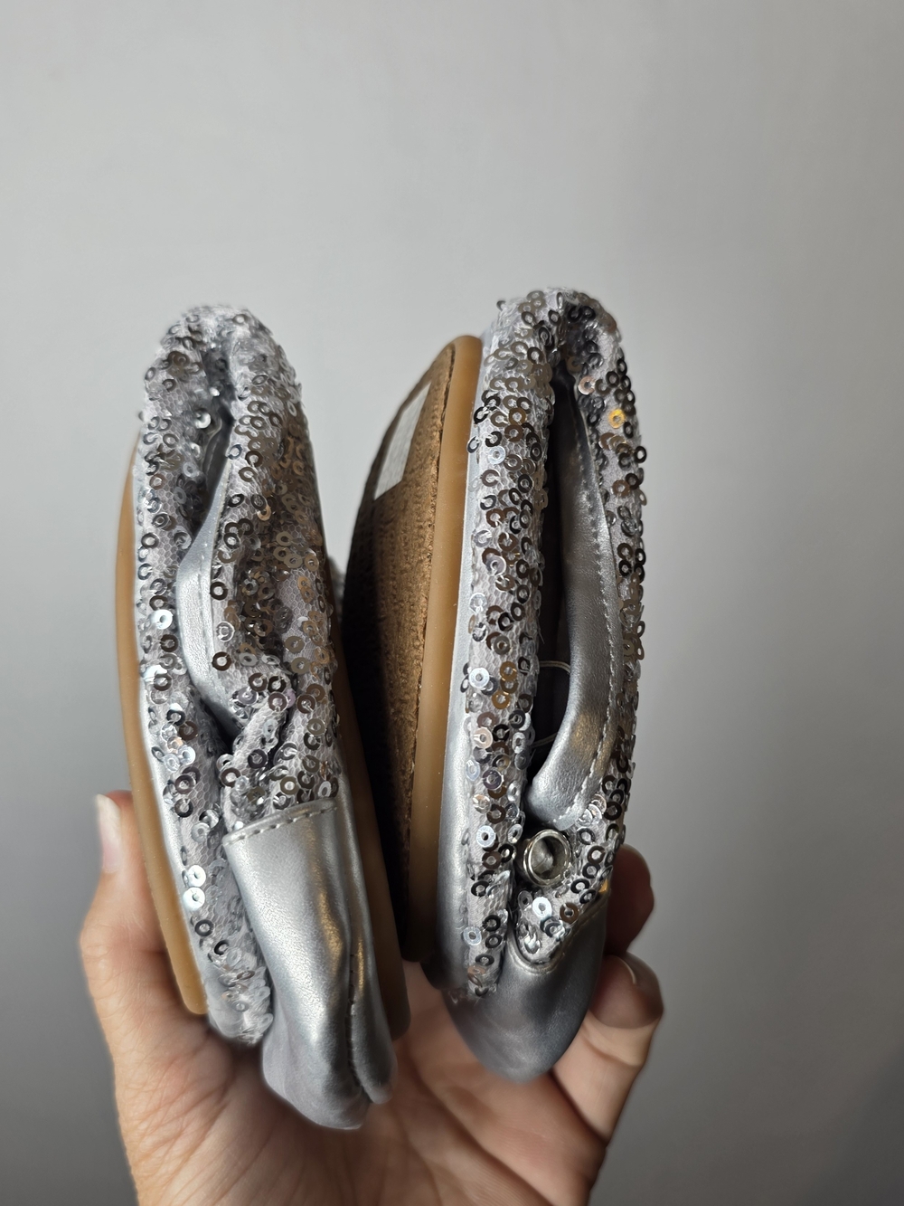 Foldable Silver Sequin Ballet Flats Size 9.5 M - Picture 8 of 11